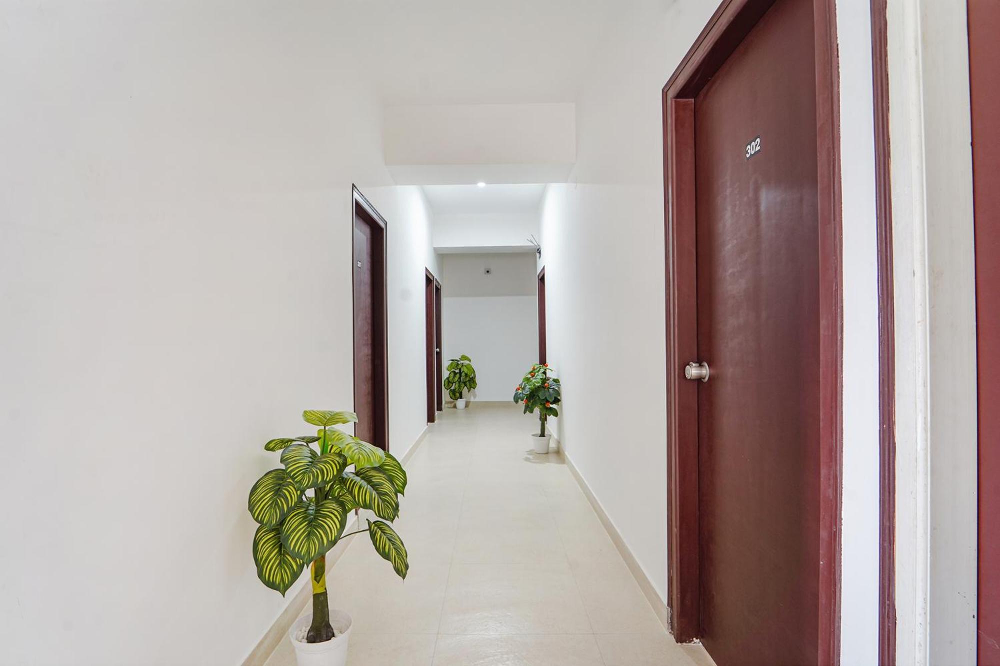 Fabhotel Metro Suites - Nr Esi Hospital Бангалор Экстерьер фото
